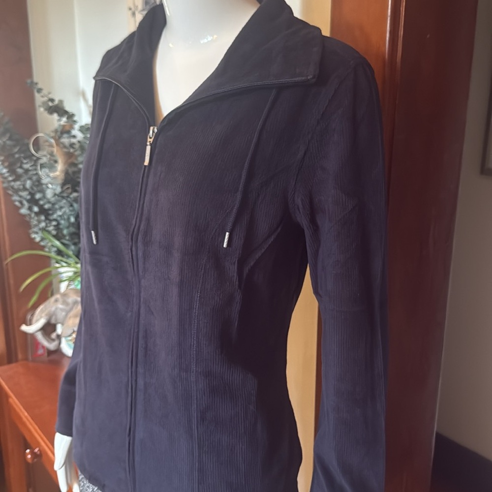 NWT northern reflections size small Women's navy Jacket